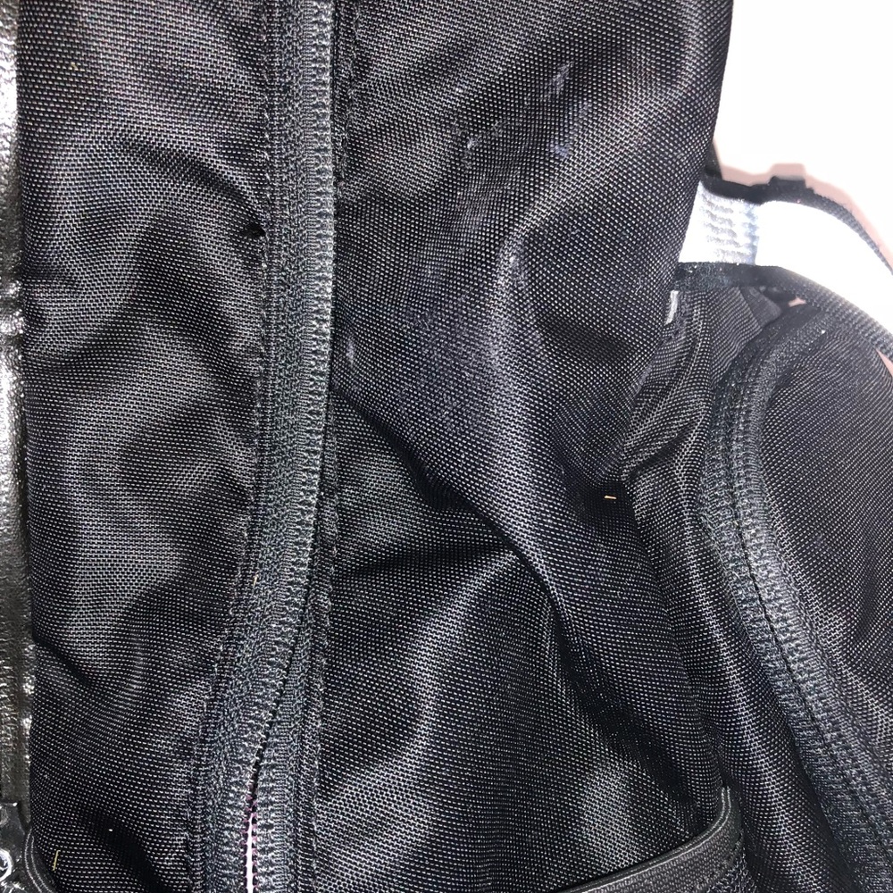 Lululemon Wet Coast Backpack - Picture 3 of 8